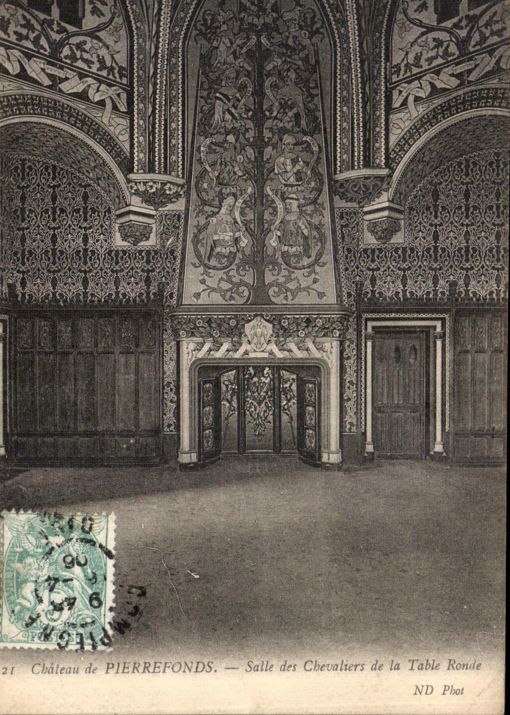 CPA Chateau de Pierrefonds Salle des Chevaliers de la Table Ronde