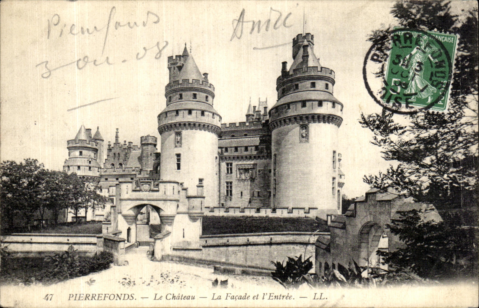 CPA Pierrefonds La Chateau La Facade et L Entree