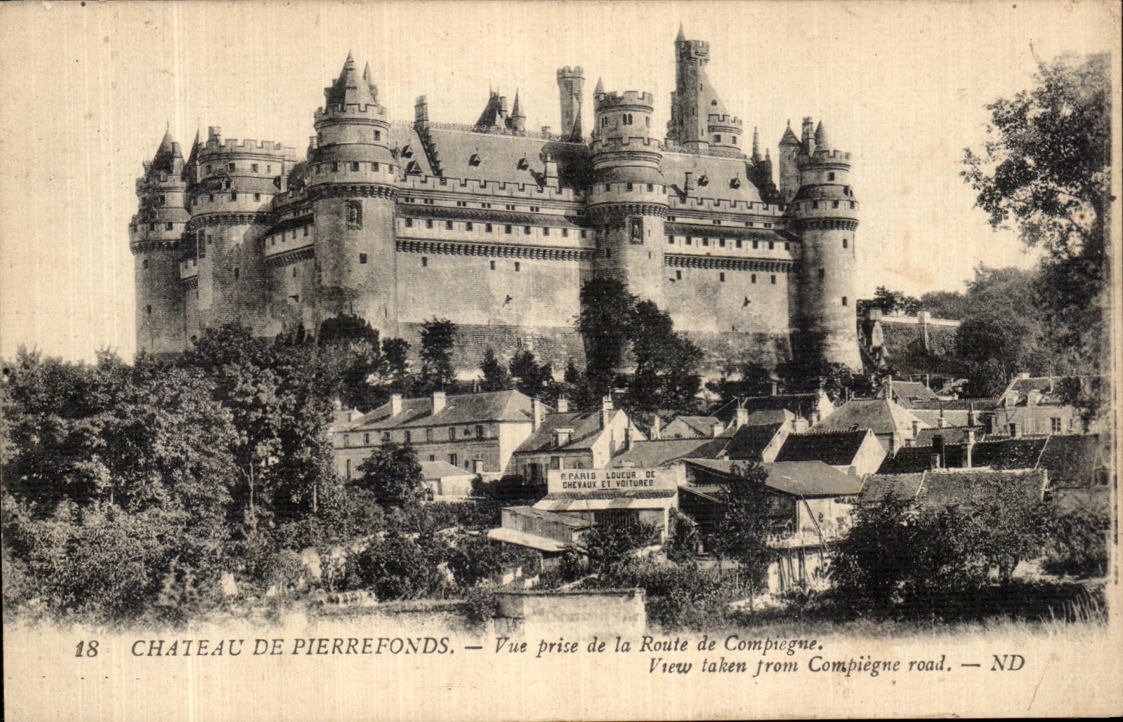CPA Pierrefonds Vue prise de la Route de Compiegne