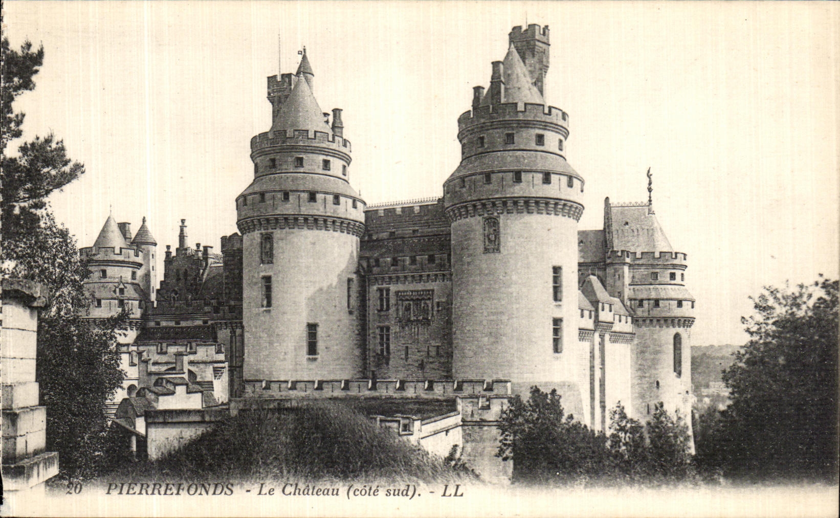 CPA Pierrefonds La Chateau Cote Sud