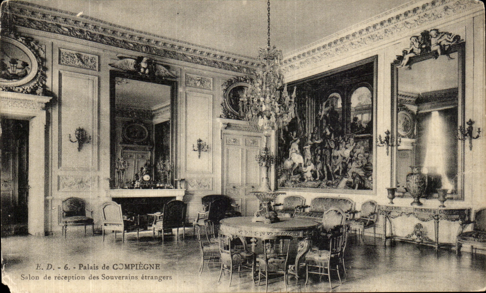 VINTAGE POSTCARD Palate of Compiegne Living room reception of the foreign Sovereigns
