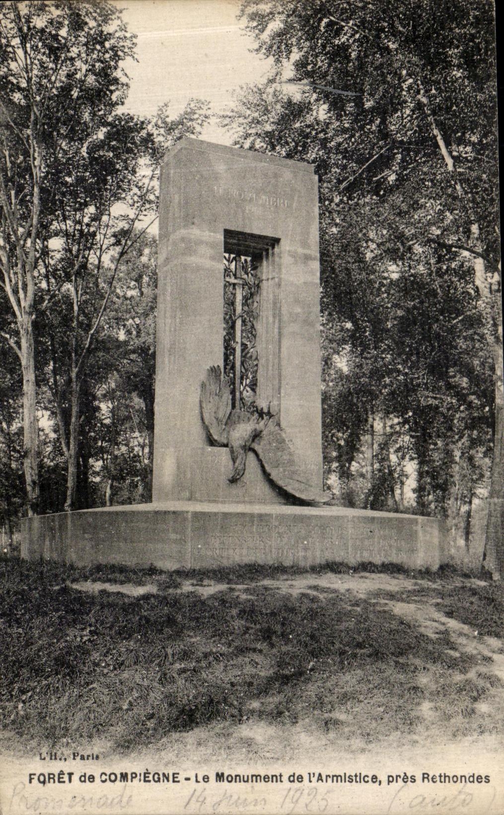 VINTAGE POSTCARD Drill of Compiegne the Monument of L Armistice close Rethondes