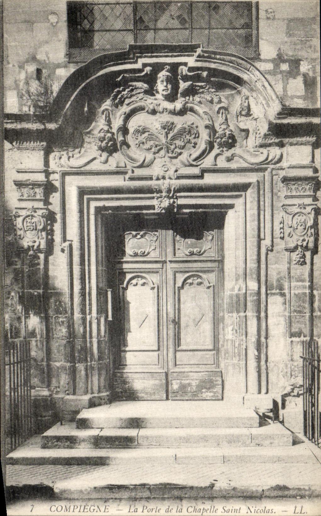 VINTAGE POSTCARD Compiegne the Gate of the Vault Saint Nicolas