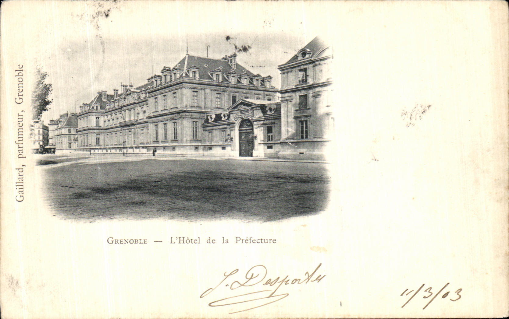 VINTAGE POSTCARD Grenoble L Hotel of the Prefecture