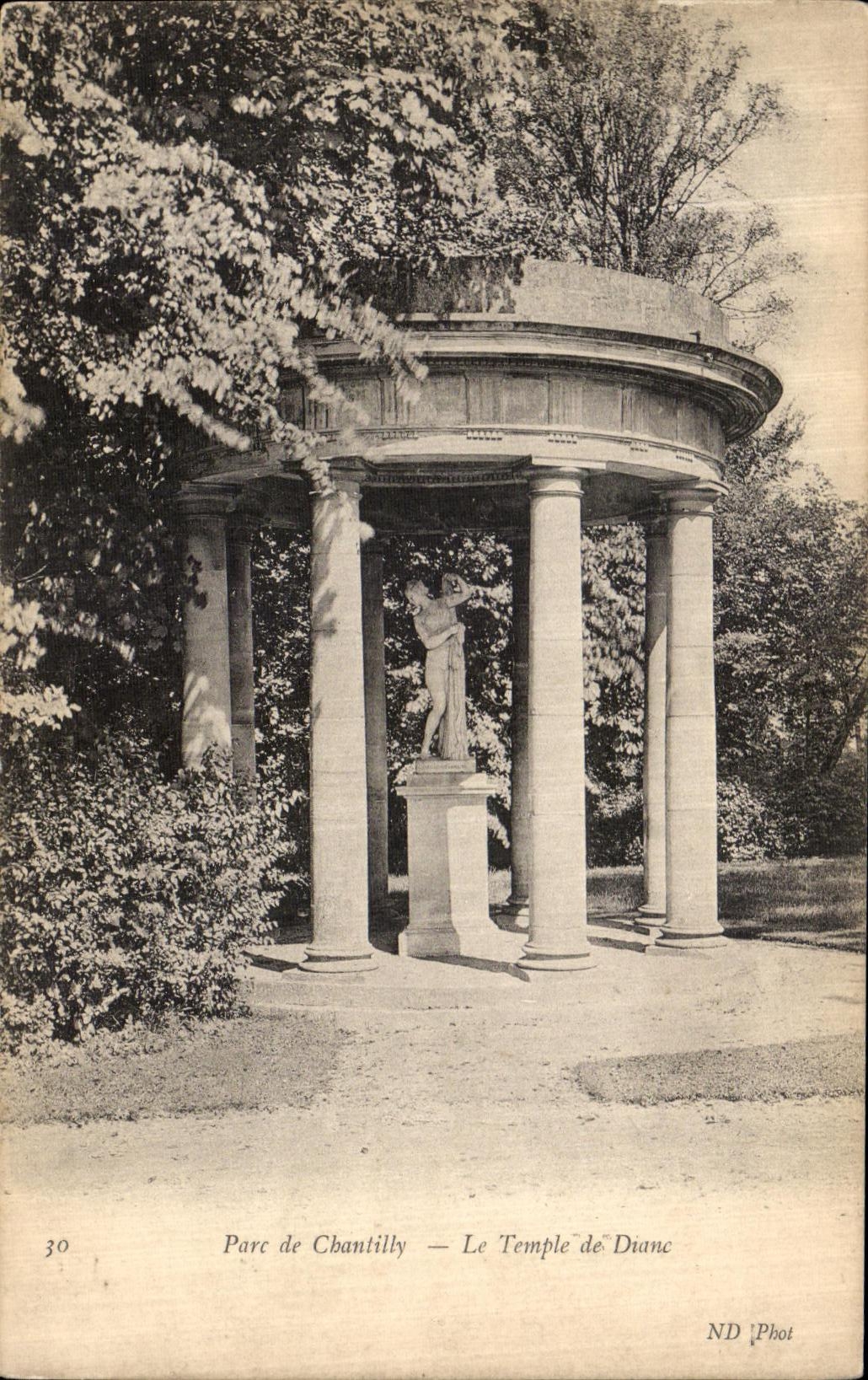 CPA Parc de Chantilly Le Temple de Diane