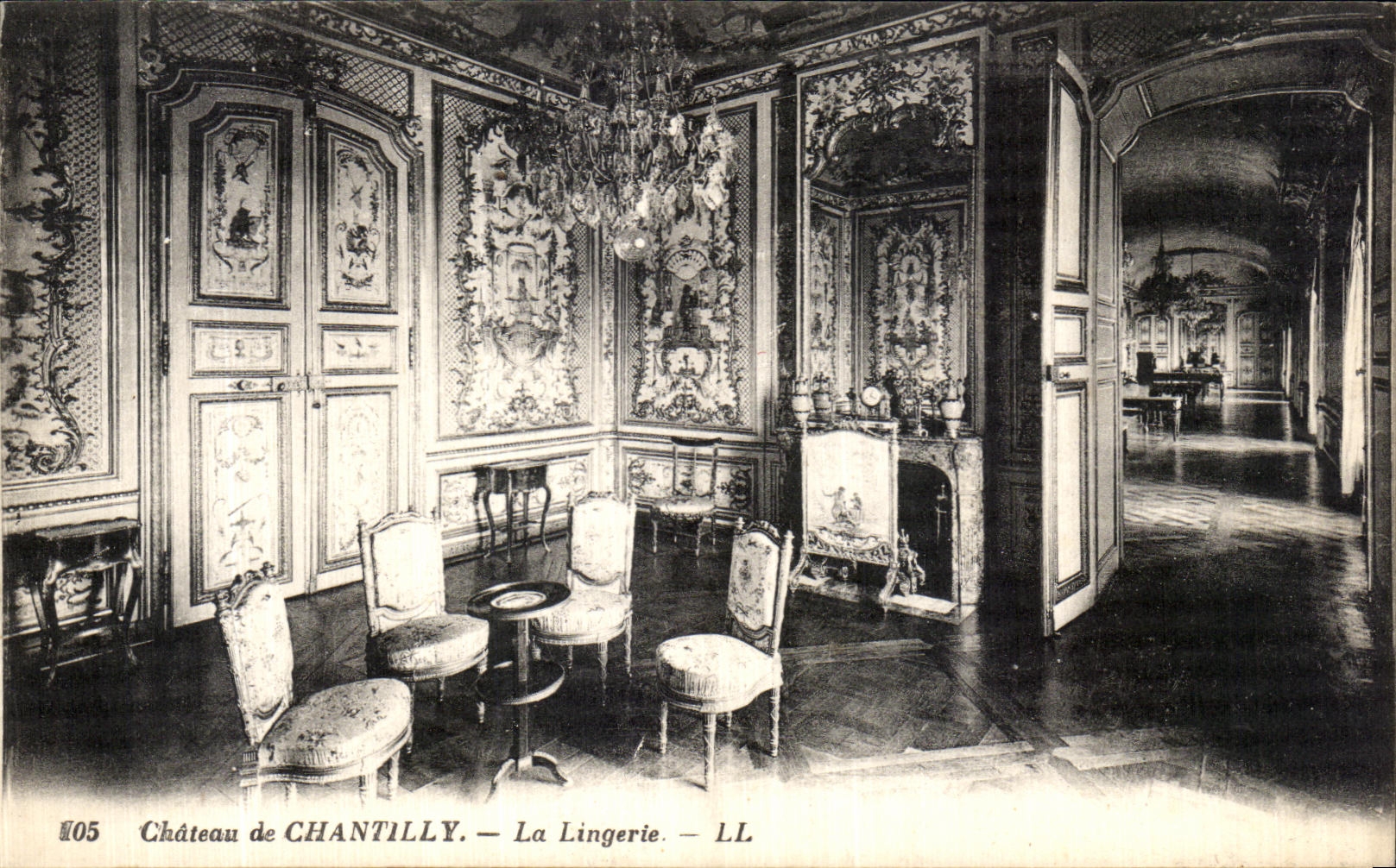 CPA Chateau de Chantilly La Lingerie
