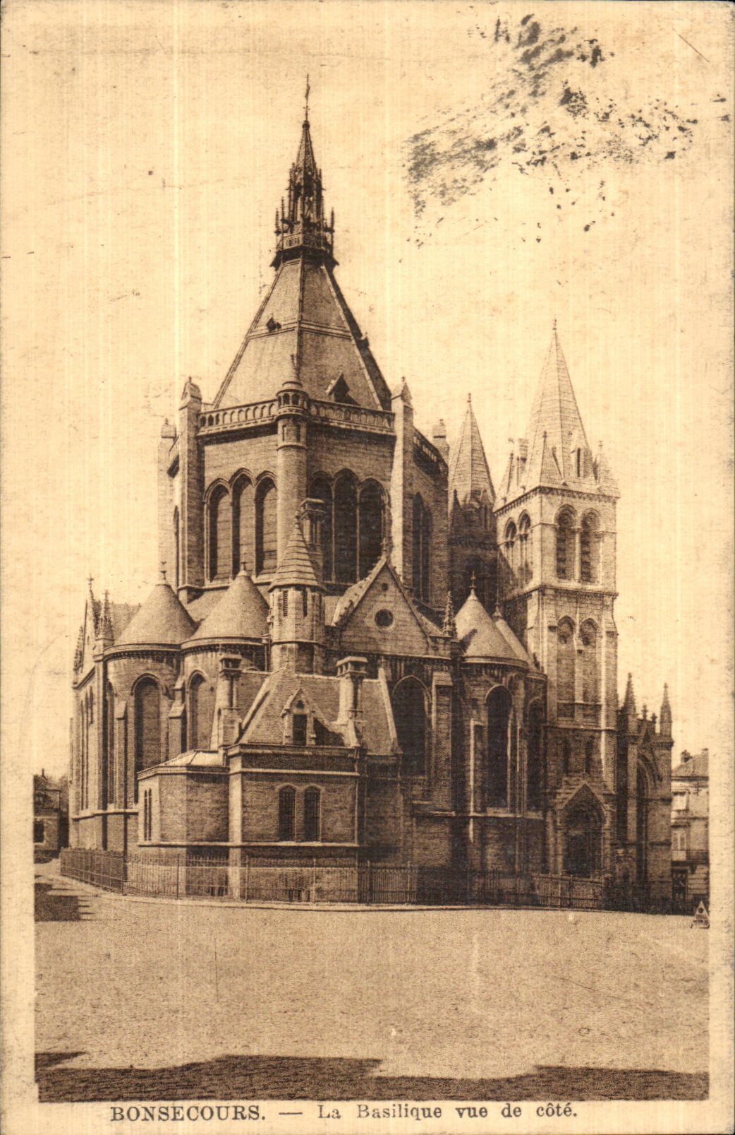 CPA Bonsecours La Basilique Vue de Cote