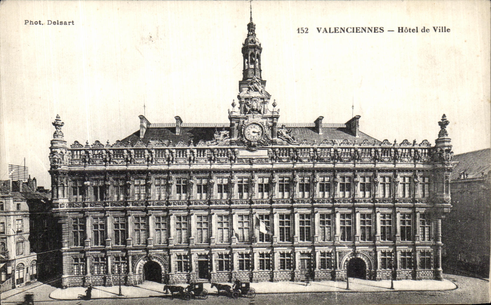 VINTAGE POSTCARD Valencian Town hall