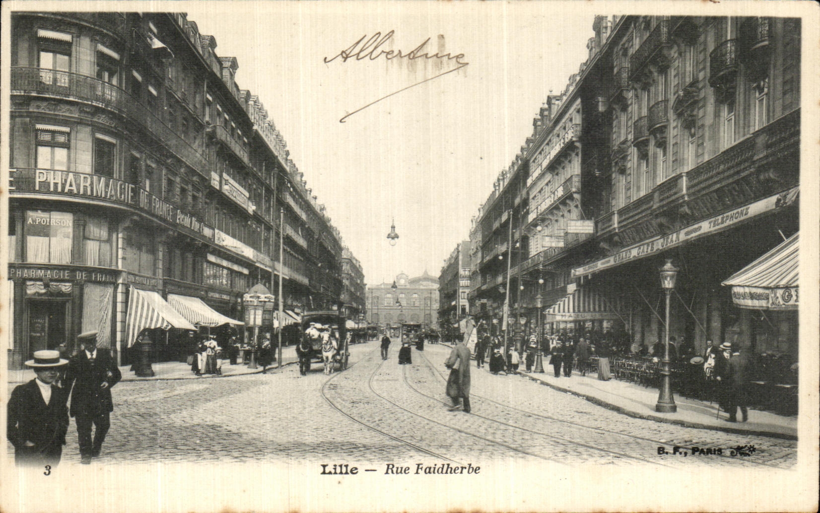 VINTAGE POSTCARD Lille Street Faidnerbe