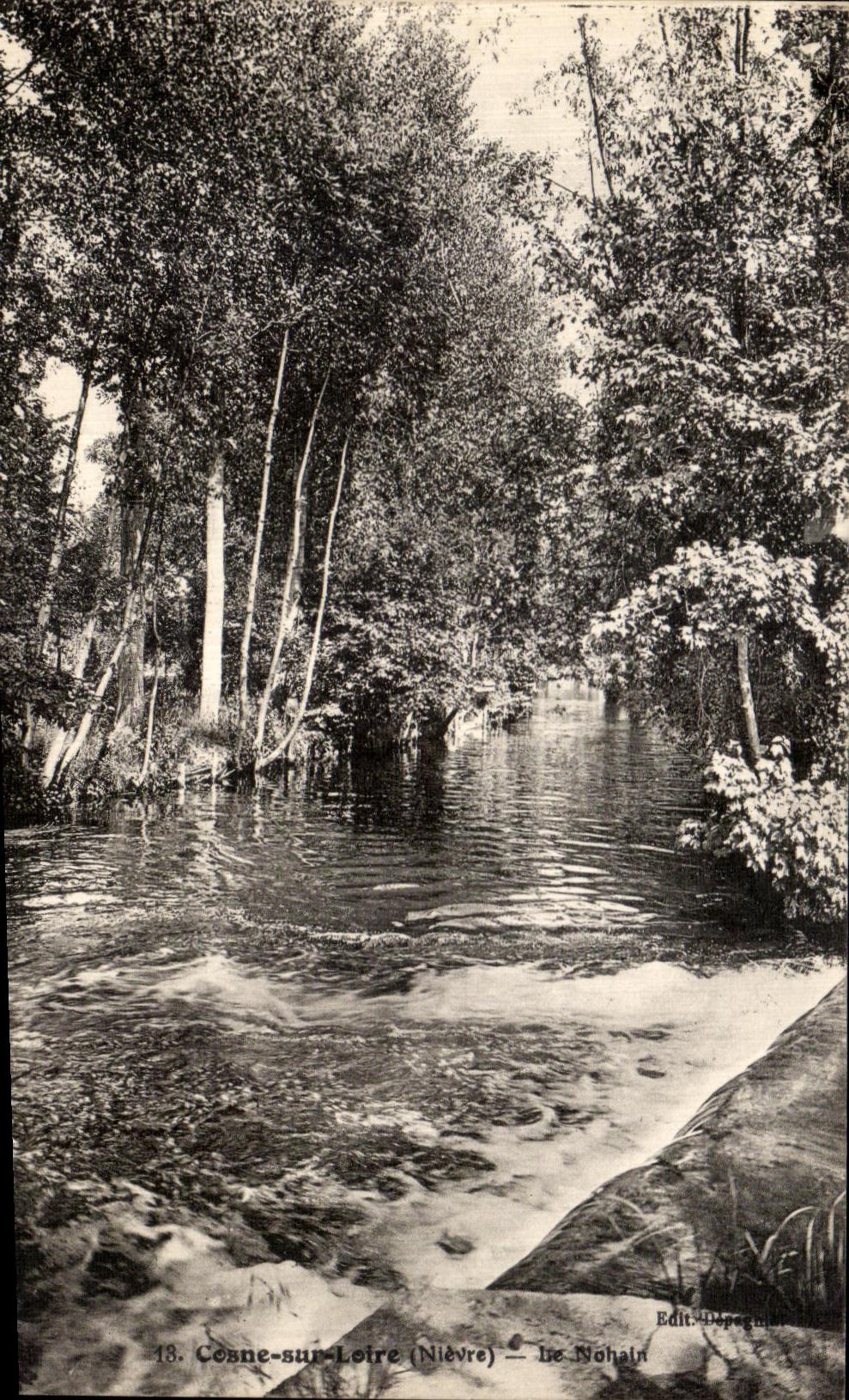 VINTAGE POSTCARD Cosne on the Loire Nohain