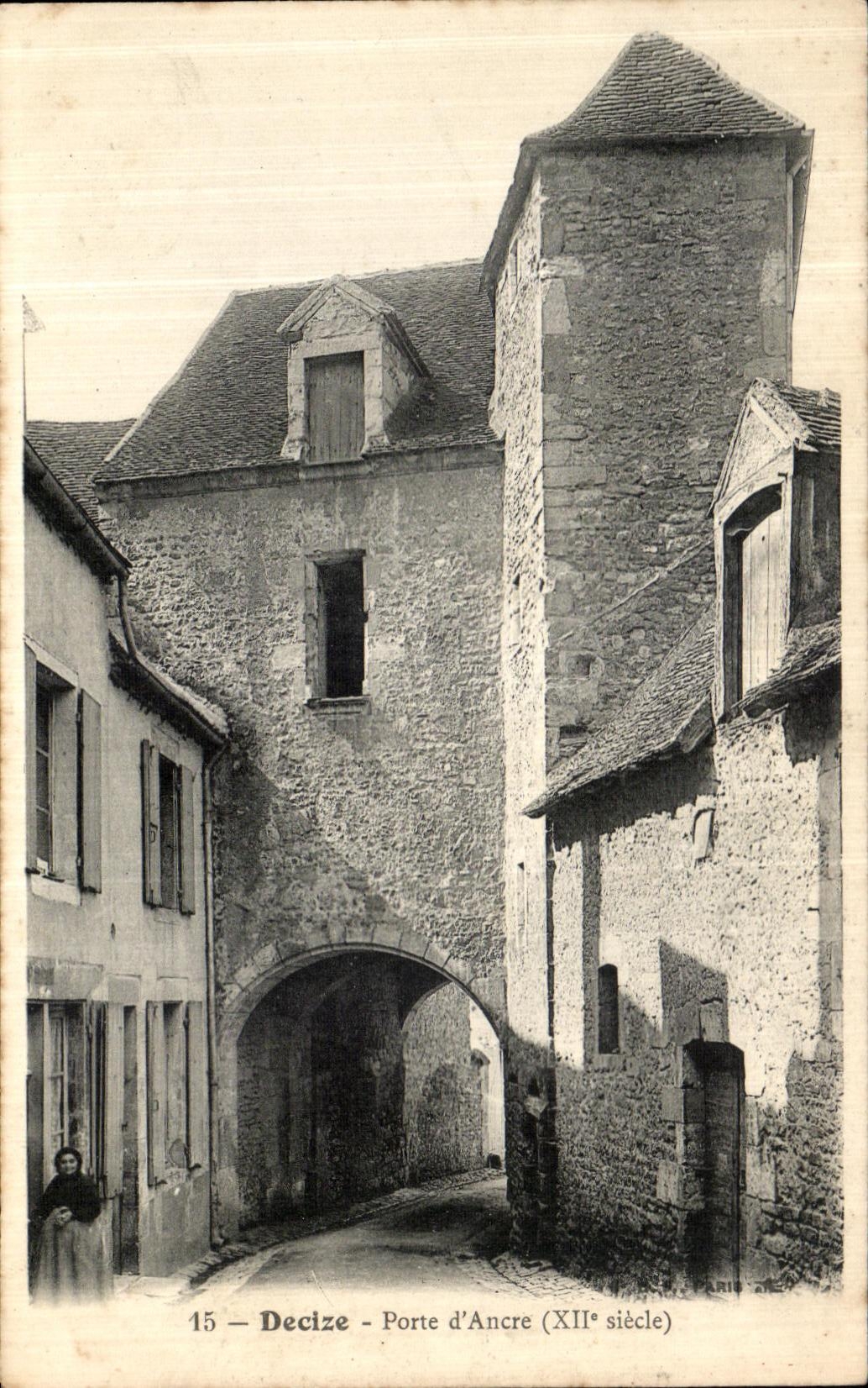 CPA Decize Porte d Ancre