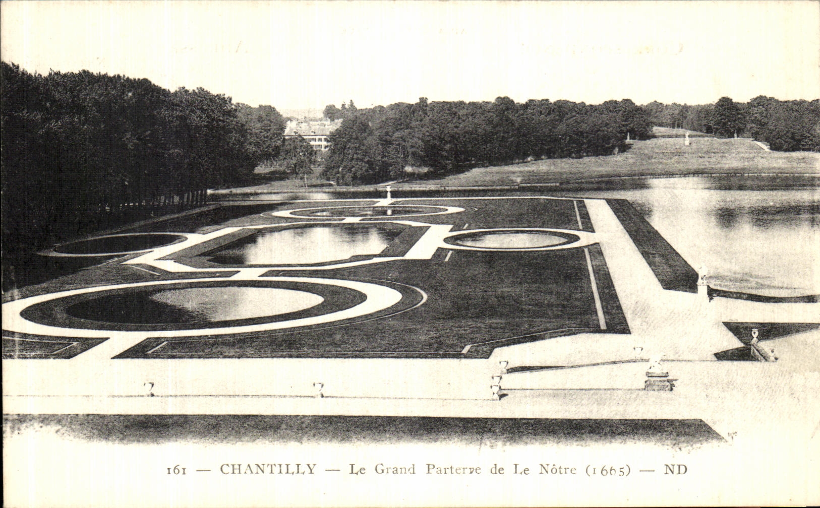 CPA Chantilly Le Grand Parterre de le Notre