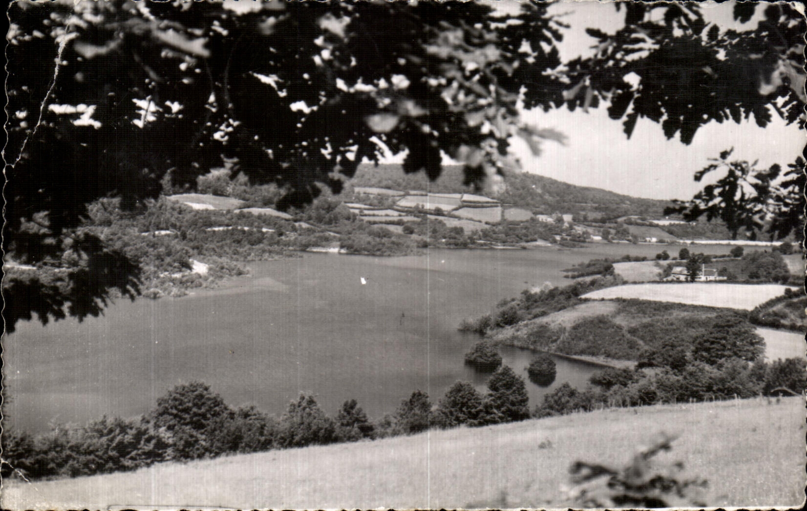 CPSM Pannesiere Chaumart the lake around Chaumart