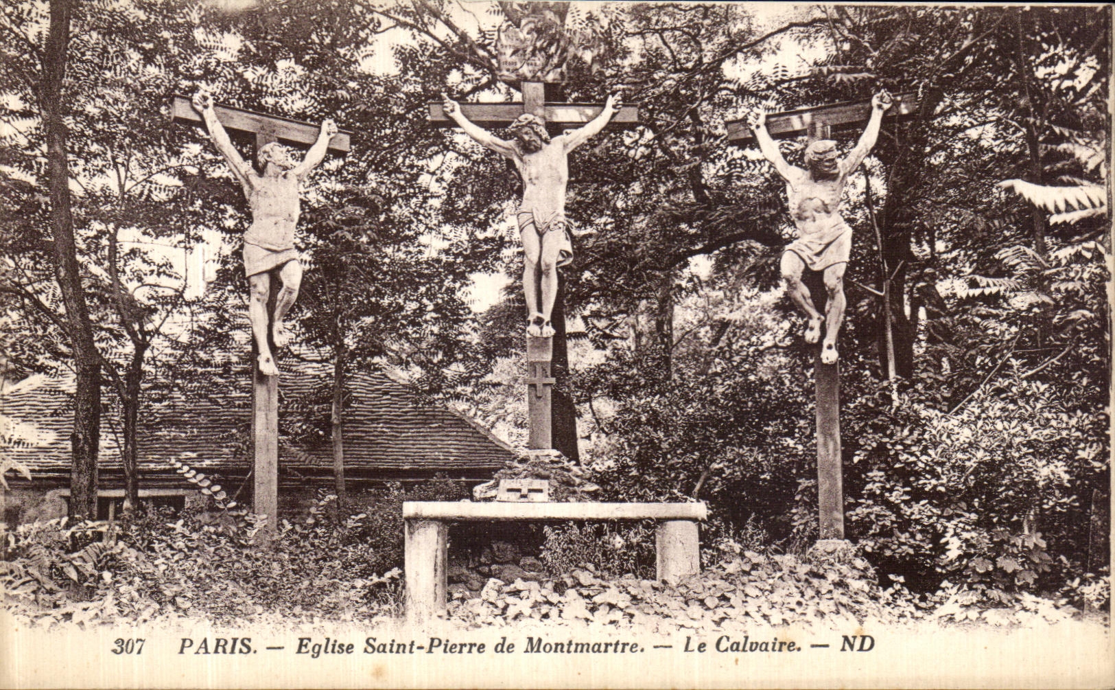 VINTAGE POSTCARD Paris Church Saint Pierre of Montmartre the martyrdom
