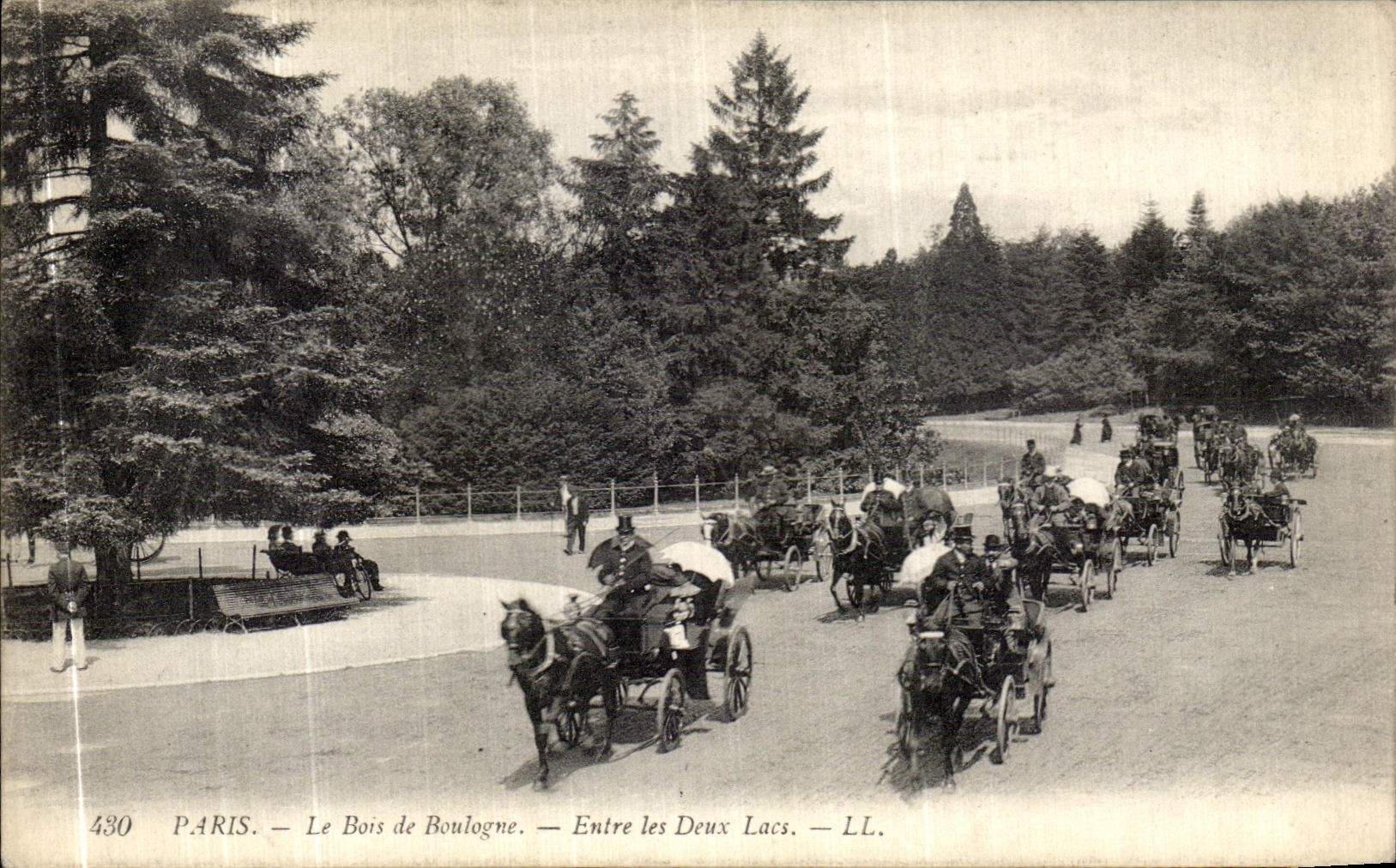 VINTAGE POSTCARD Paris the Bois de Boulogne Enters the Two Lakes Horses