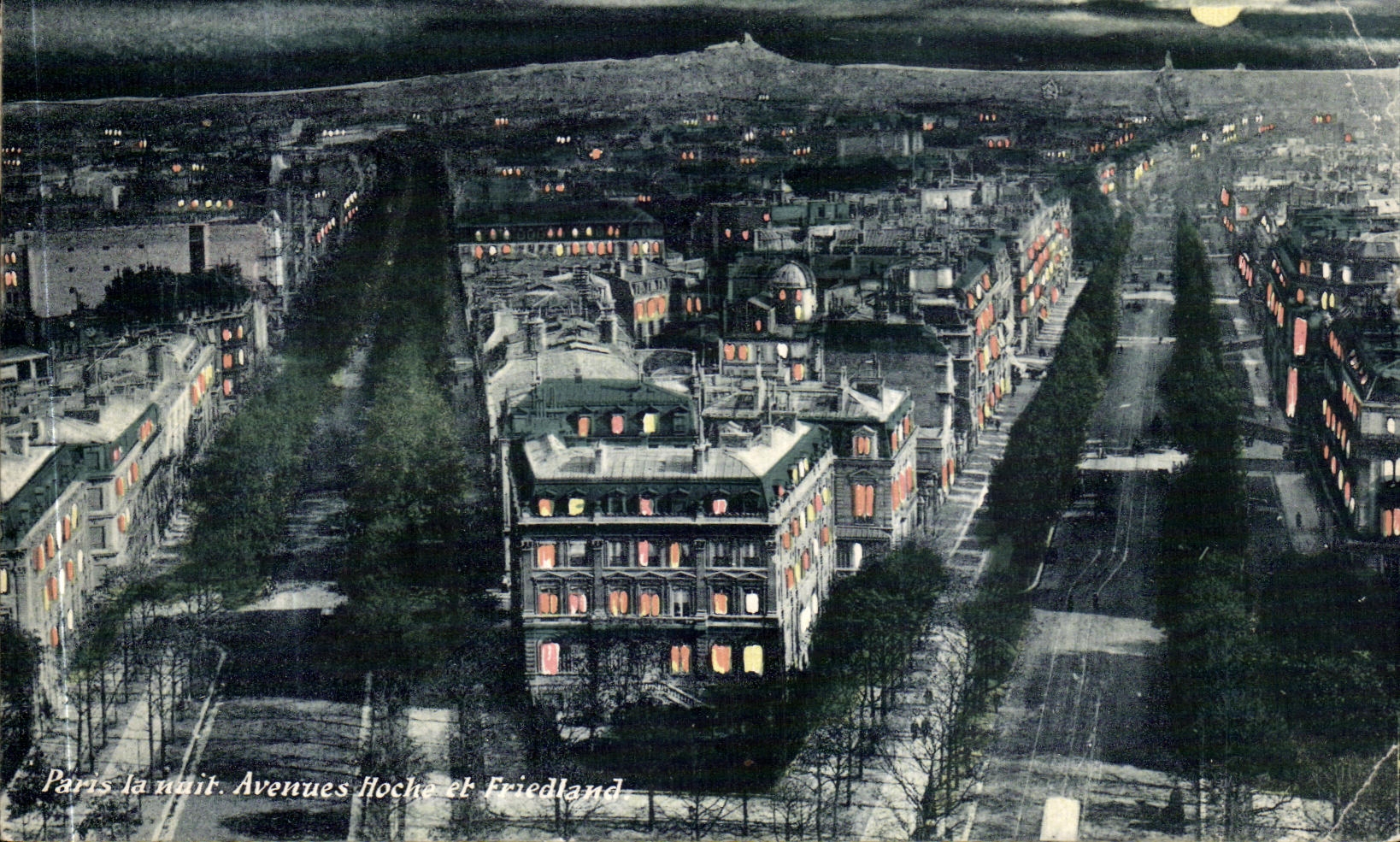 POSTAL Paris de la VENDIMIA que la noche de las avenidas sacude y Friedland