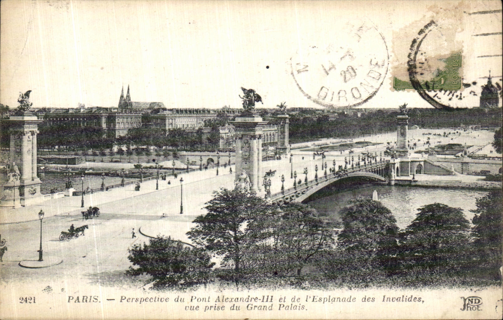 Opinion de Paris de la POSTAL de la VENDIMIA del puente Alejandro III y L explanada del Invalids vista del palacio grande