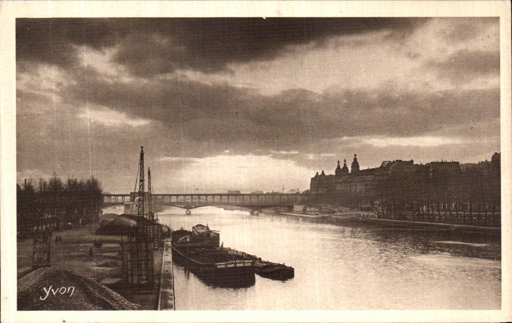 VINTAGE POSTCARD Paris Sunset on the Seine Quay of Passy
