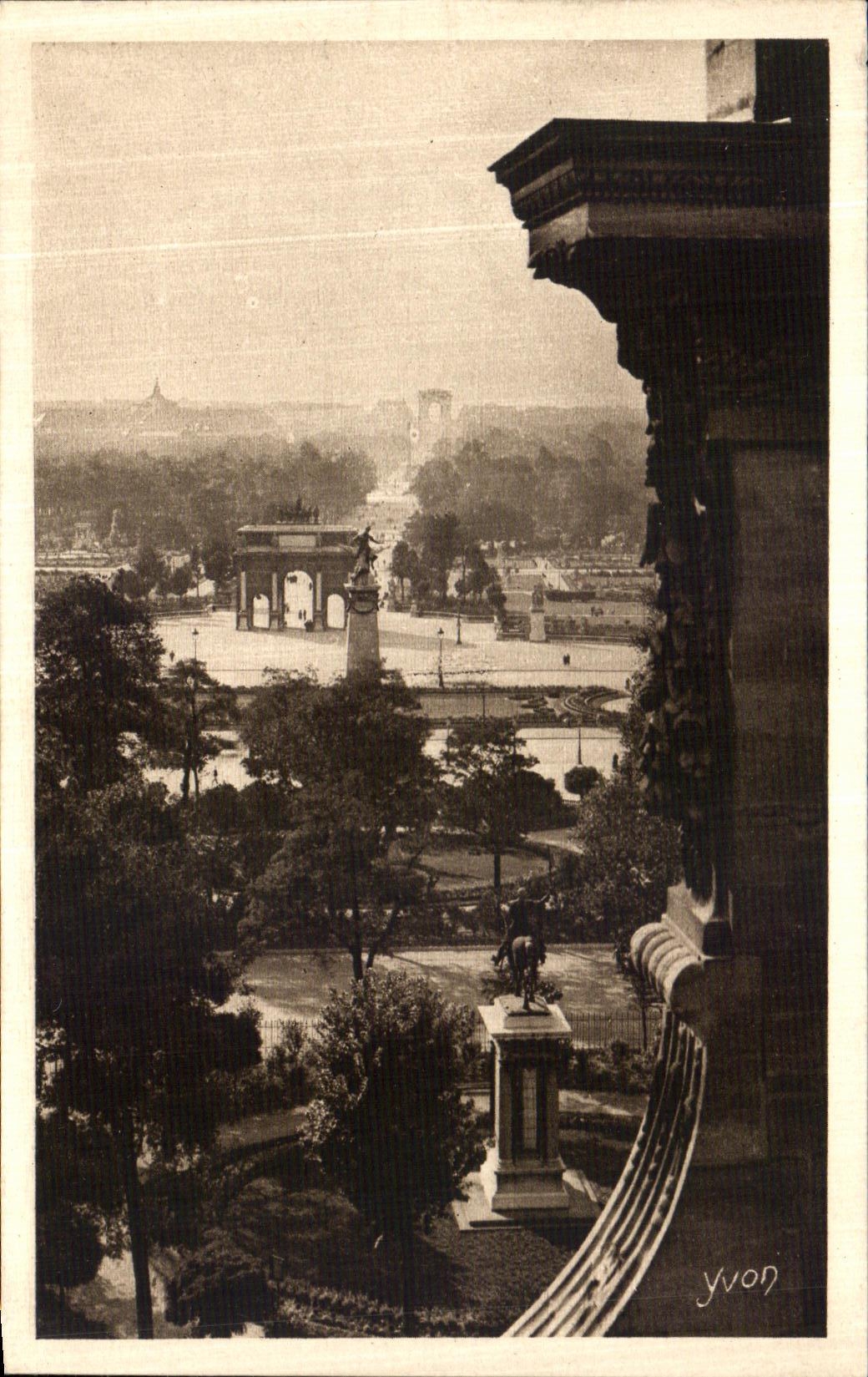 POSTAL Paris Perpective de la VENDIMIA en el jardin de Tileries y de L Arc de Triomphe