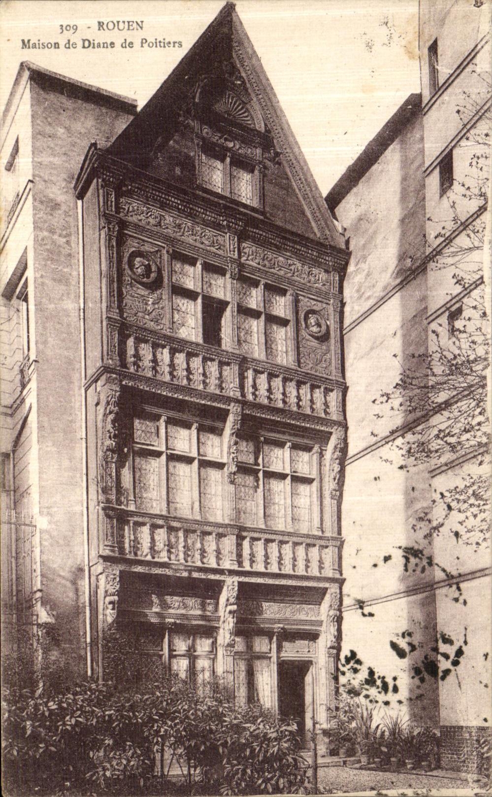 VINTAGE POSTCARD Rouen House of Diane de Poiteriers