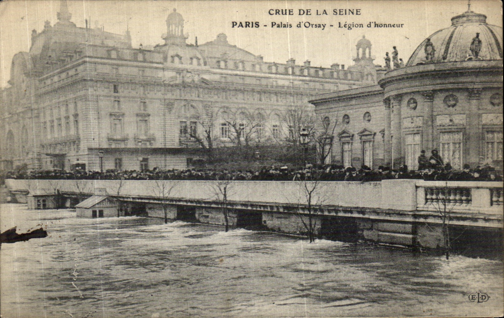 CPA Paris Crue De la Seine Palais d Orsay Legion d honneur