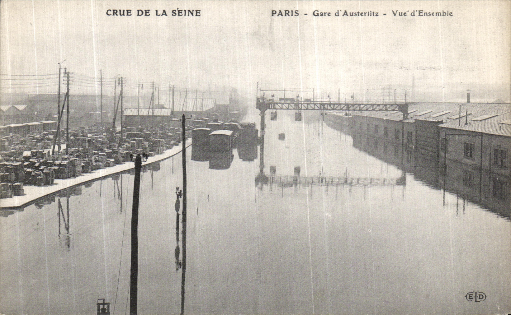 CPA Paris Crue De la Seine Gare d Austerlitz Vue d Ensemble
