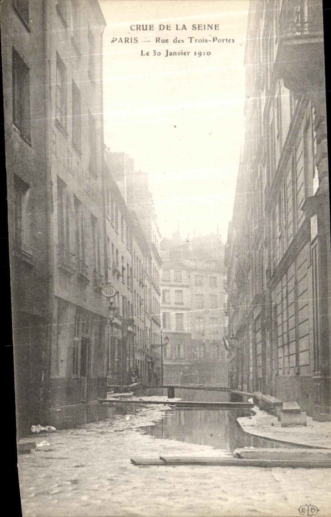 CPA Paris Crue De la Seine Rue des Trois Portes 30 janvier 1910