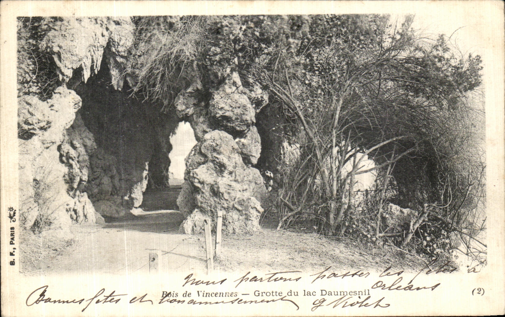 VINTAGE POSTCARD Wood of Vincennes Cave of the lake Daumesnil