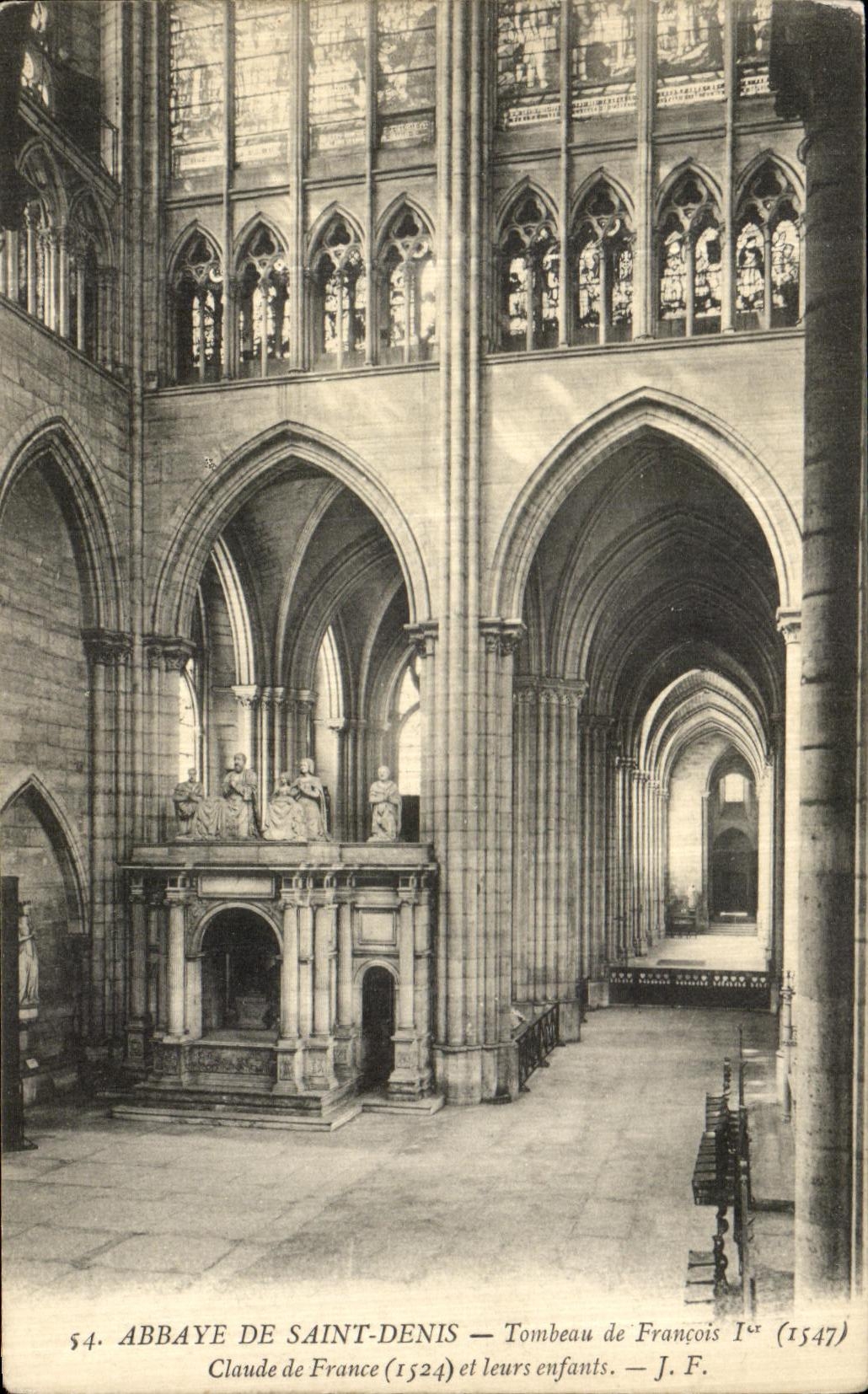 CPA Abbaye De Saint Denis Tombeau de Francois 1er Claude de France et leurs enfants