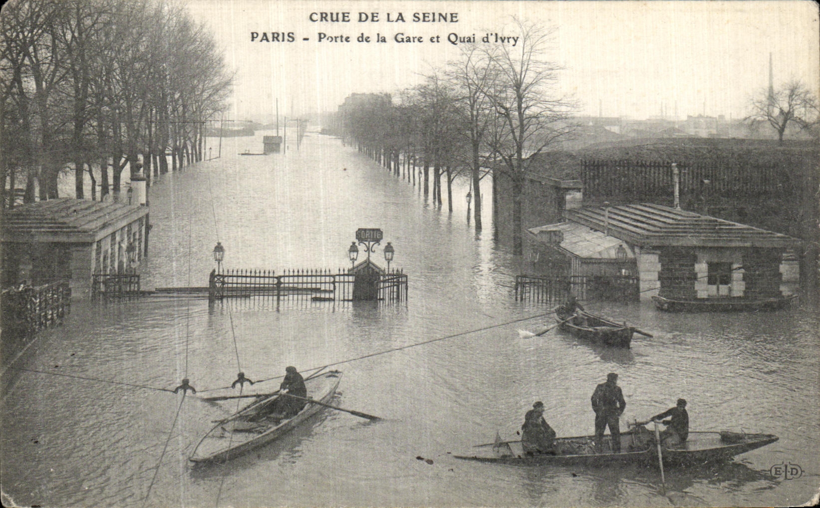 VINTAGE POSTCARD the Rising Of the Seine Paris Carries Station and Quay D lvry