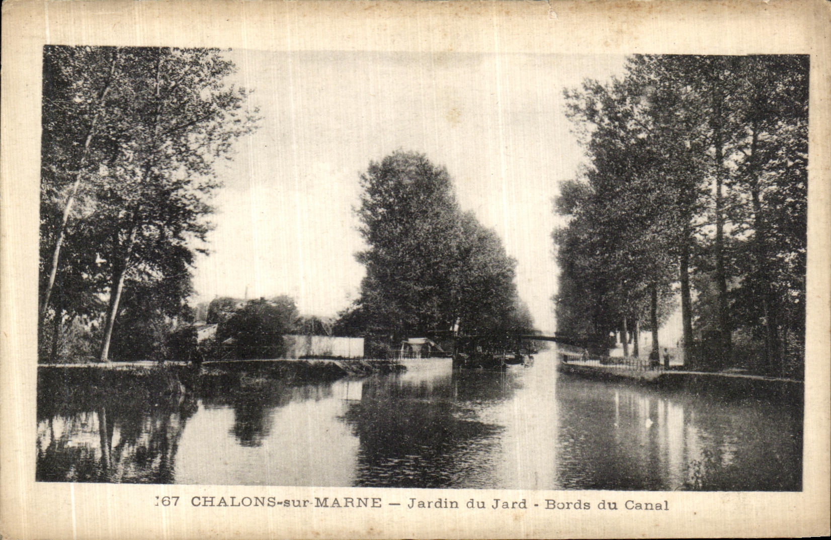 VINTAGE POSTCARD Trawl nets On the Marne Garden of Jard Edges of the Canal