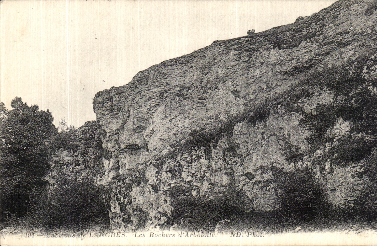 VINTAGE POSTCARD surroundings of Langres the Rocks D Arbolote