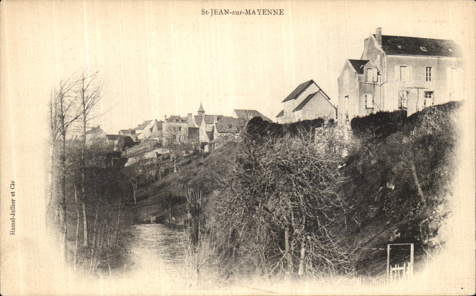 VINTAGE POSTCARD St Jean de Mayenne