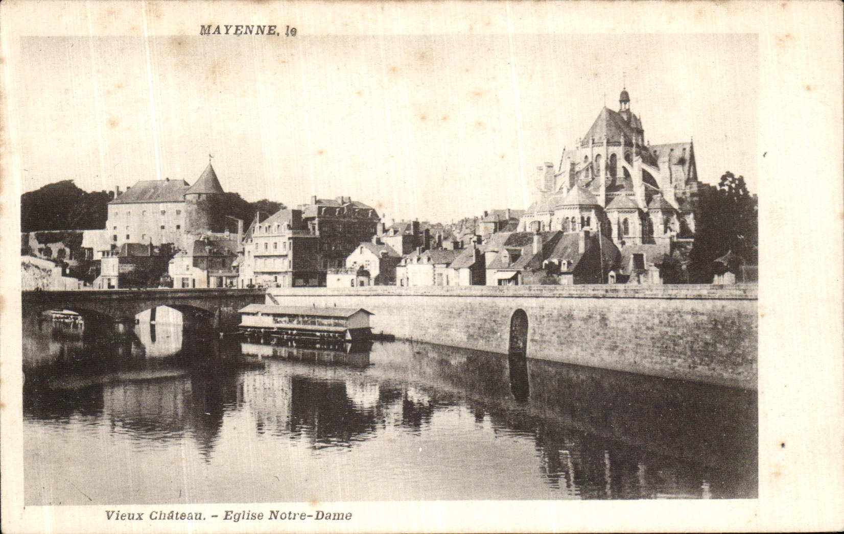 VINTAGE POSTCARD Mayenne Old Castle Notre Dame Church