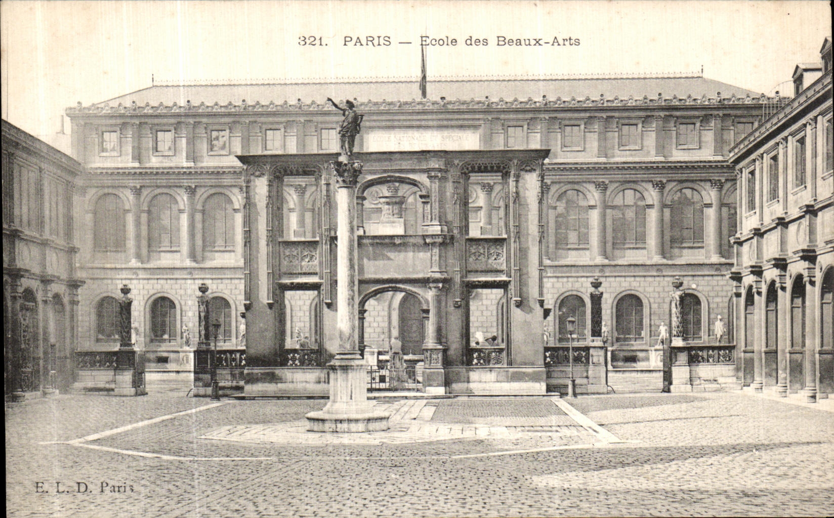 CPA Paris Ecole des Beaux Arts