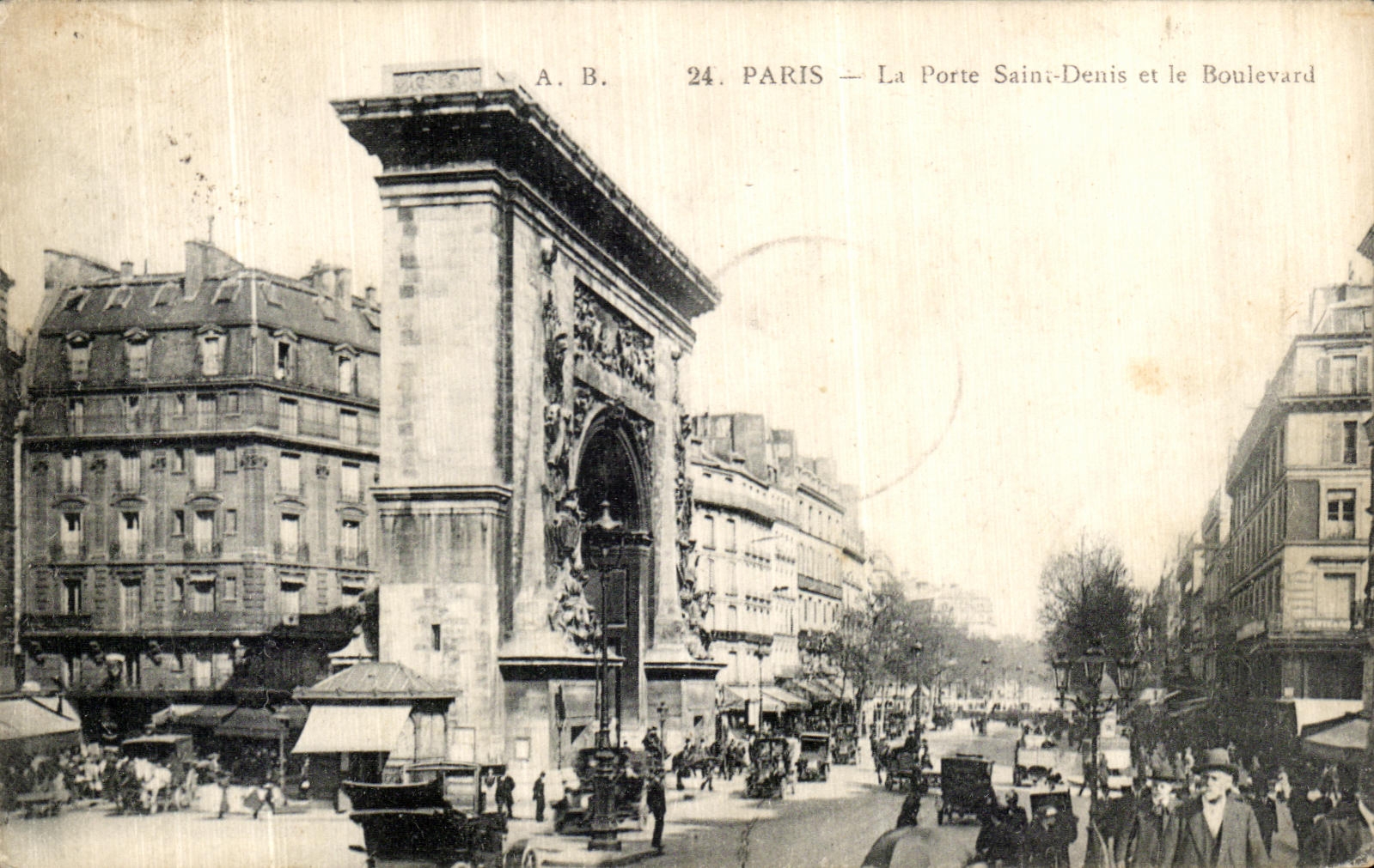 POSTAL Paris de la VENDIMIA la puerta Denis santo y el bulevar