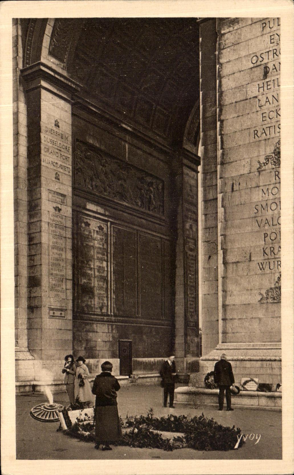 CPA Paris Tombe du soldat inconnu 