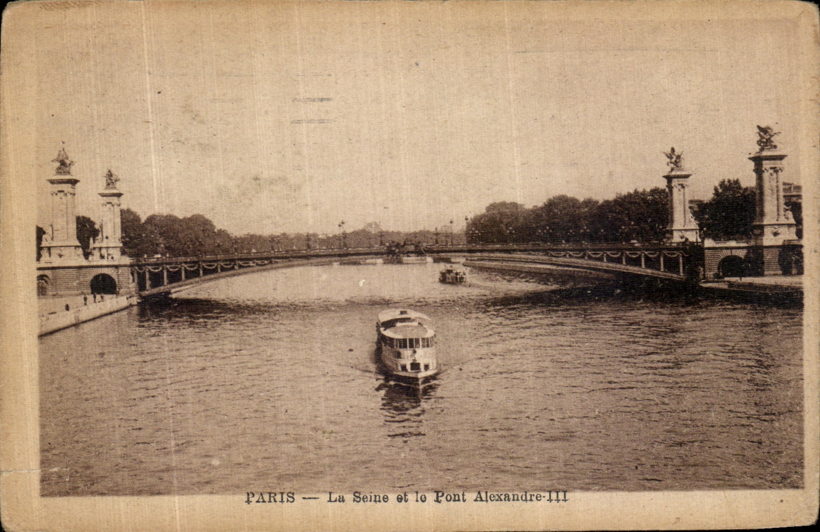 VINTAGE POSTCARD Paris the Seine and the Bridge Alexandre III