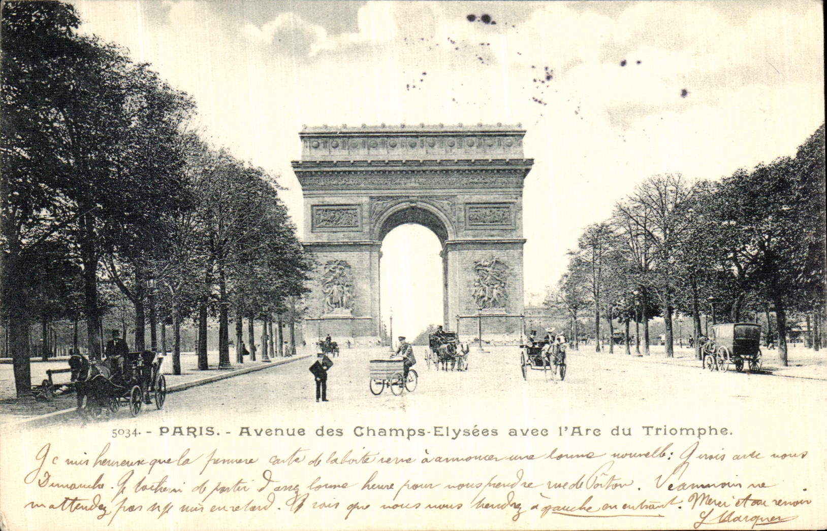 CPA Paris Avenue des Champs Elysees avee l Arc du Triomphe