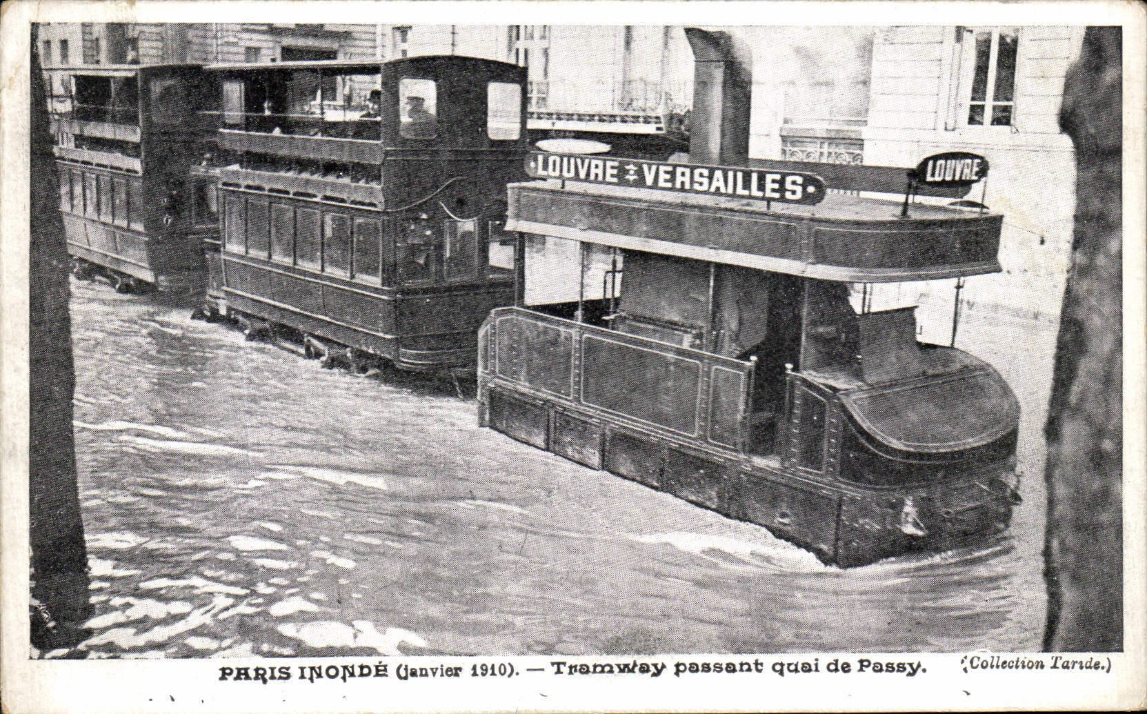VINTAGE POSTCARD Paris Large the Rising Of the Seine Tram passing quay of PassyLouvre Versailles
