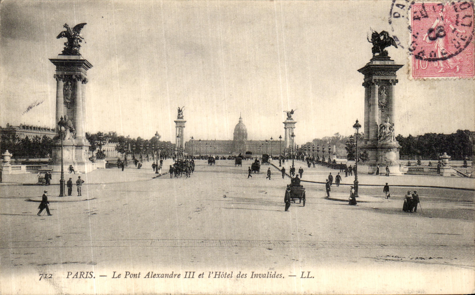 CPA Paris Le Pont Alexandre III et l hotel des Invalides