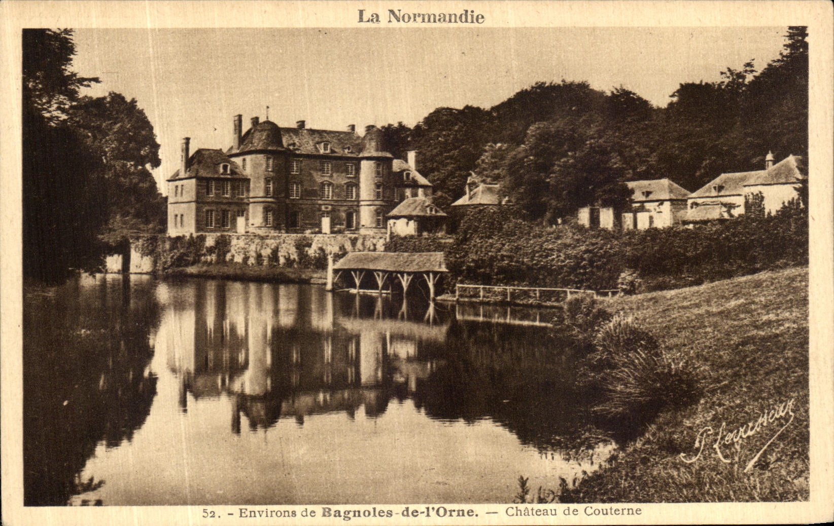 CPA Environs de Bagnoles de L Orne Chateau De Couterne