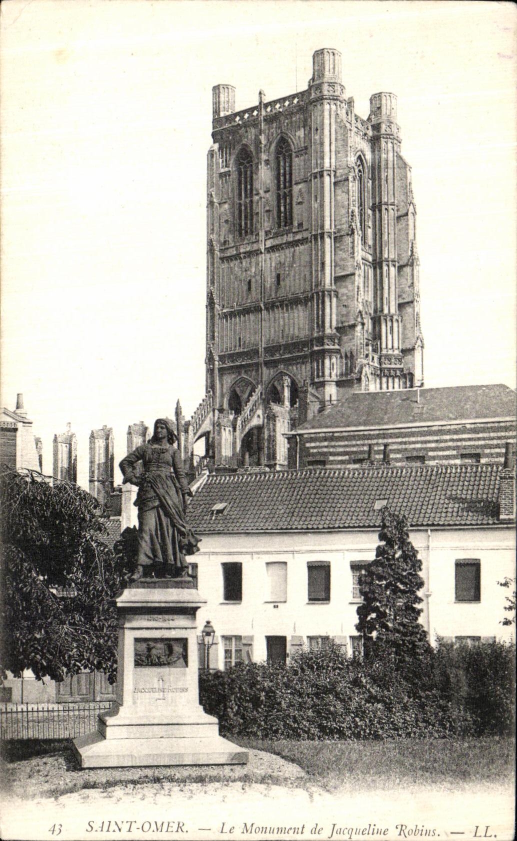 VINTAGE POSTCARD Holy Omer the Monument of Jacqueline Robins