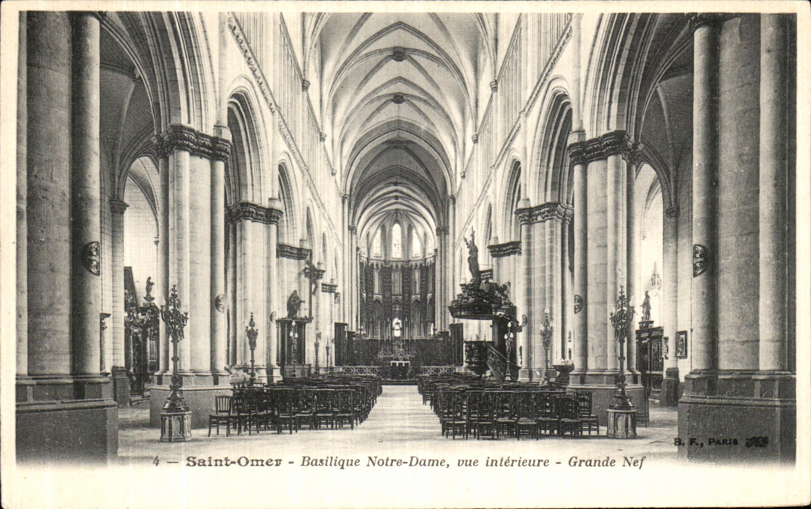 VINTAGE POSTCARD Holy Omer Notre Dame Basilica Seen Interior Great nave
