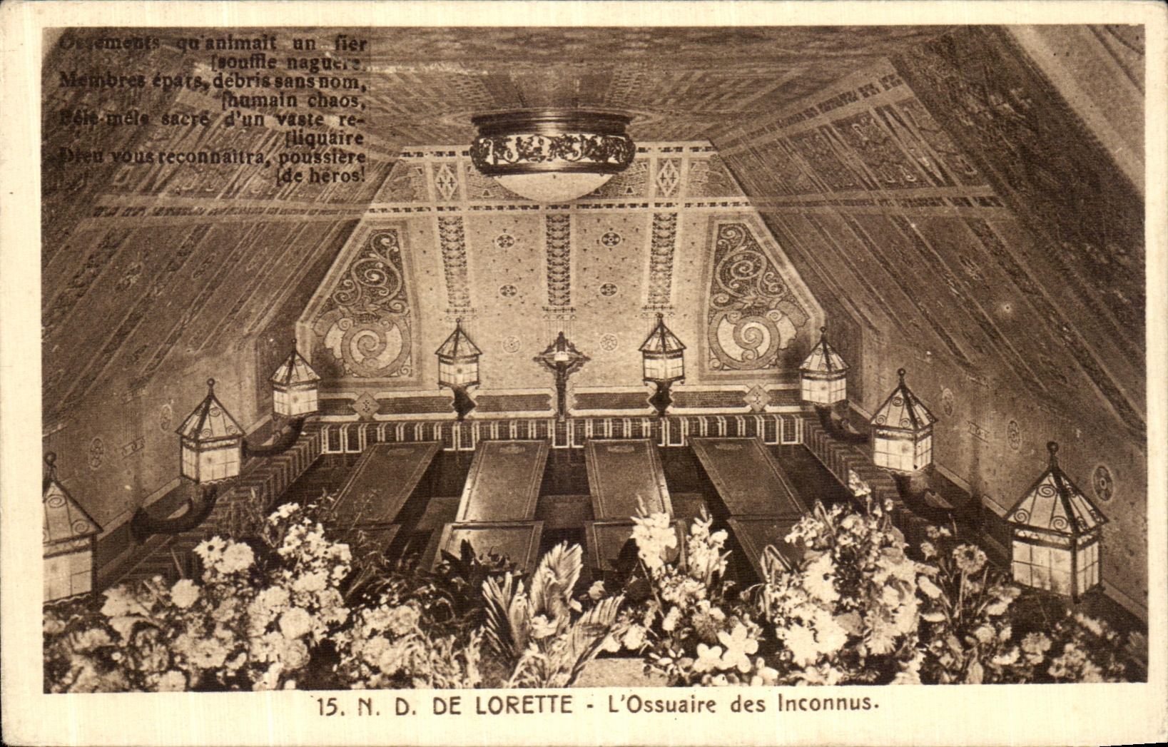 CPA ND de Lorette L Osuaire des Inconnus