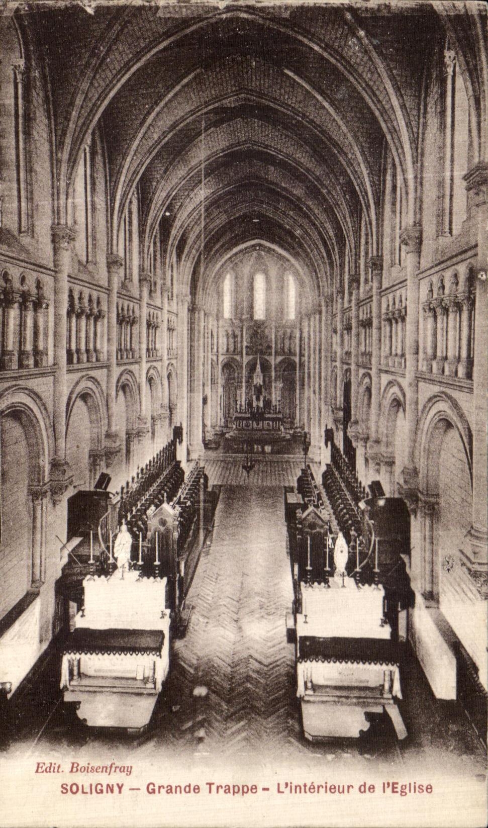 CPA Soligny Grande Trappe L Interieur de l Eglise