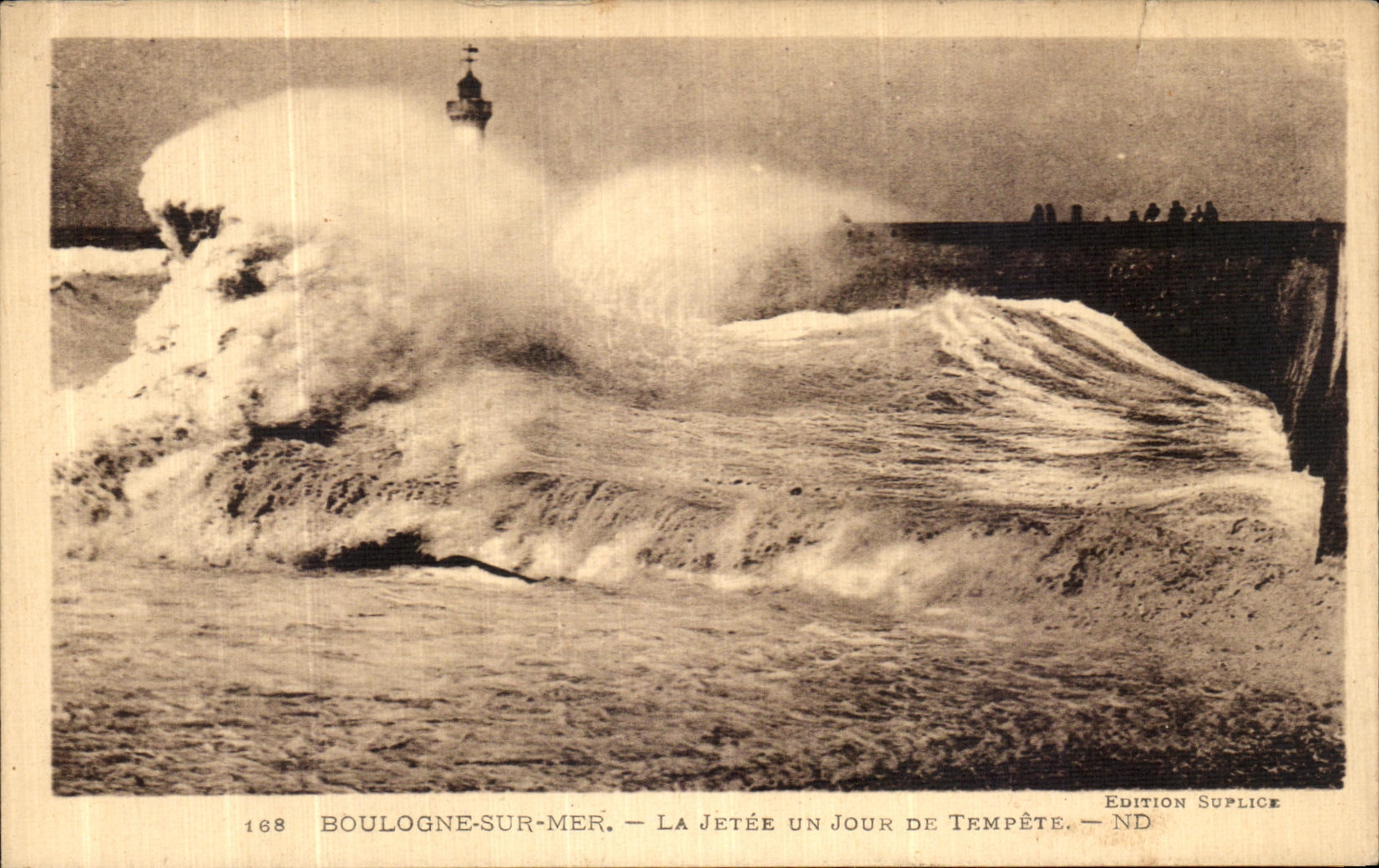 VINTAGE POSTCARD Boulogne on Sea the Pier one Day of Storm