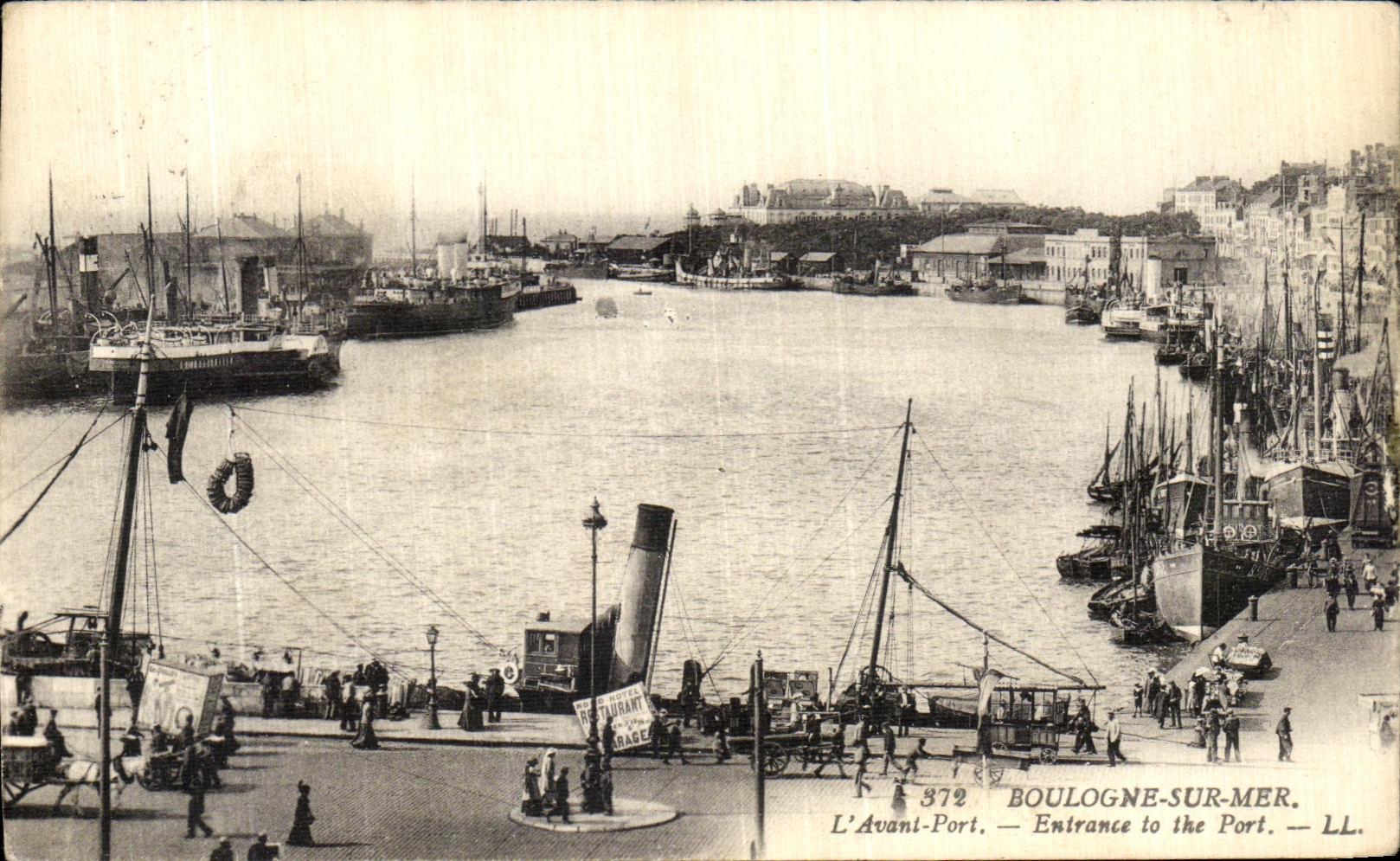 POSTAL Boulogne de la VENDIMIA en el mar L antes de los barcos portuarios