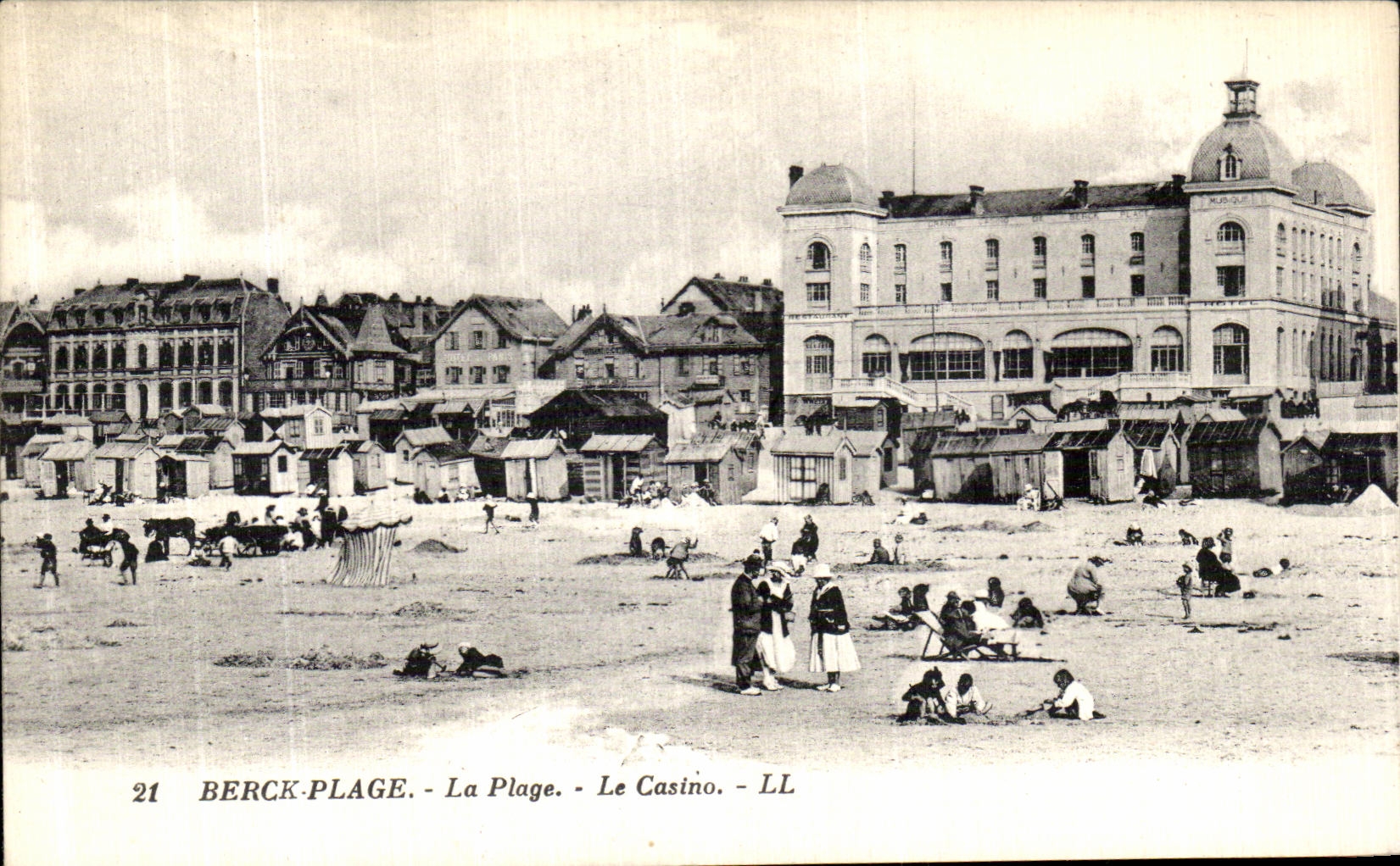 CPA Berck Plage La Plage Le Casino