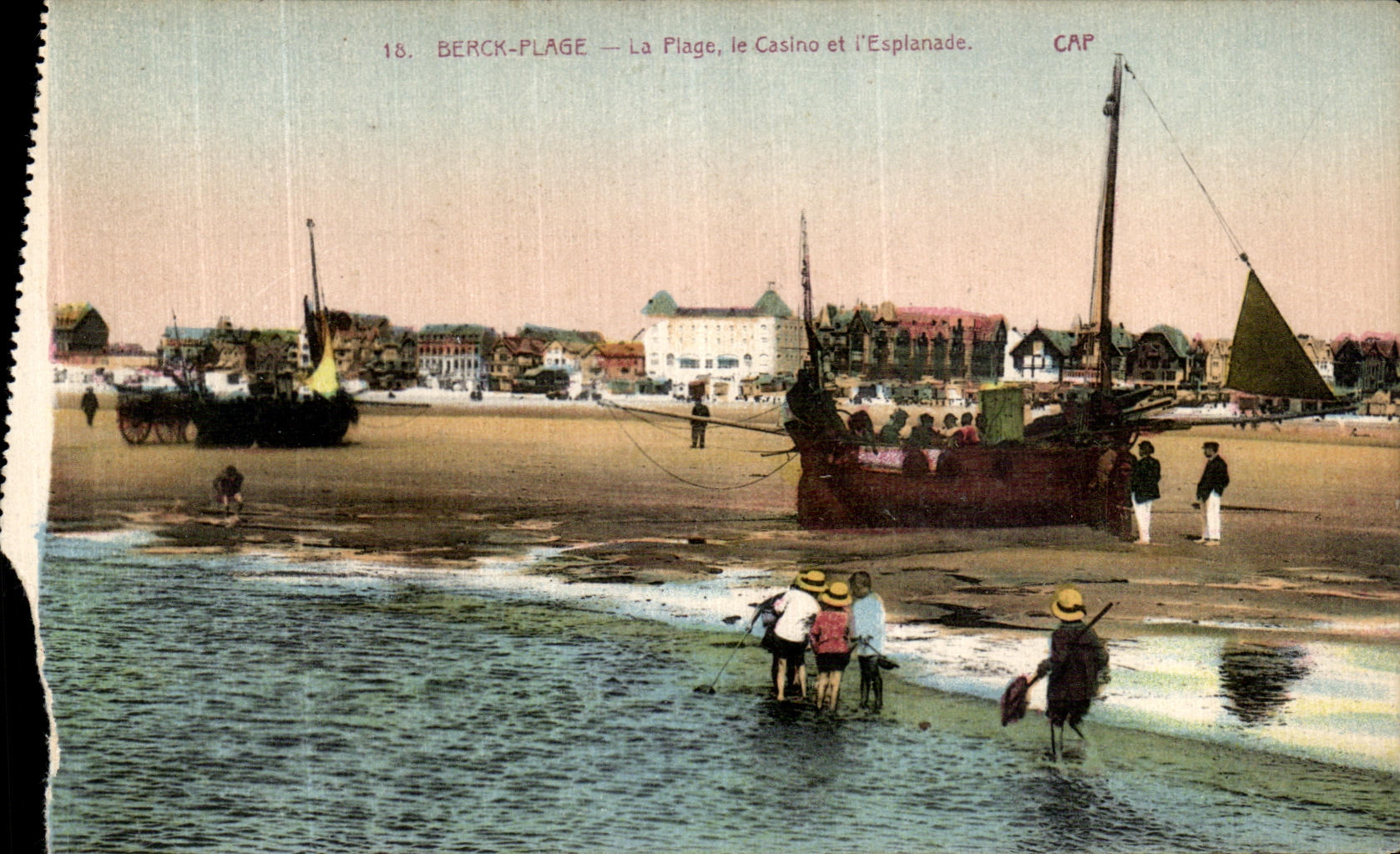 CPA Berck Plage La Plage le Casino et l Esplanade